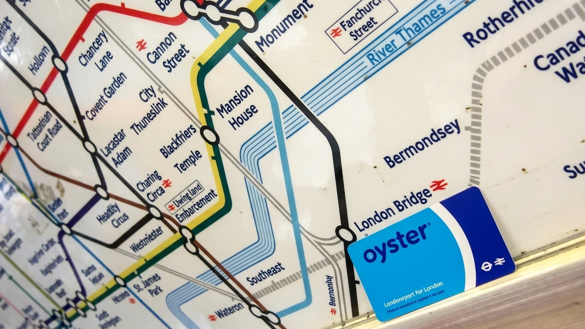 Oyster Card, una de las maneras de moverse en Londres en transporte público